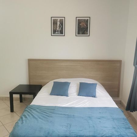 Appartement 5 , Disneyland - Parking Gratuit - Maison Des Platanes Meaux Eksteriør billede
